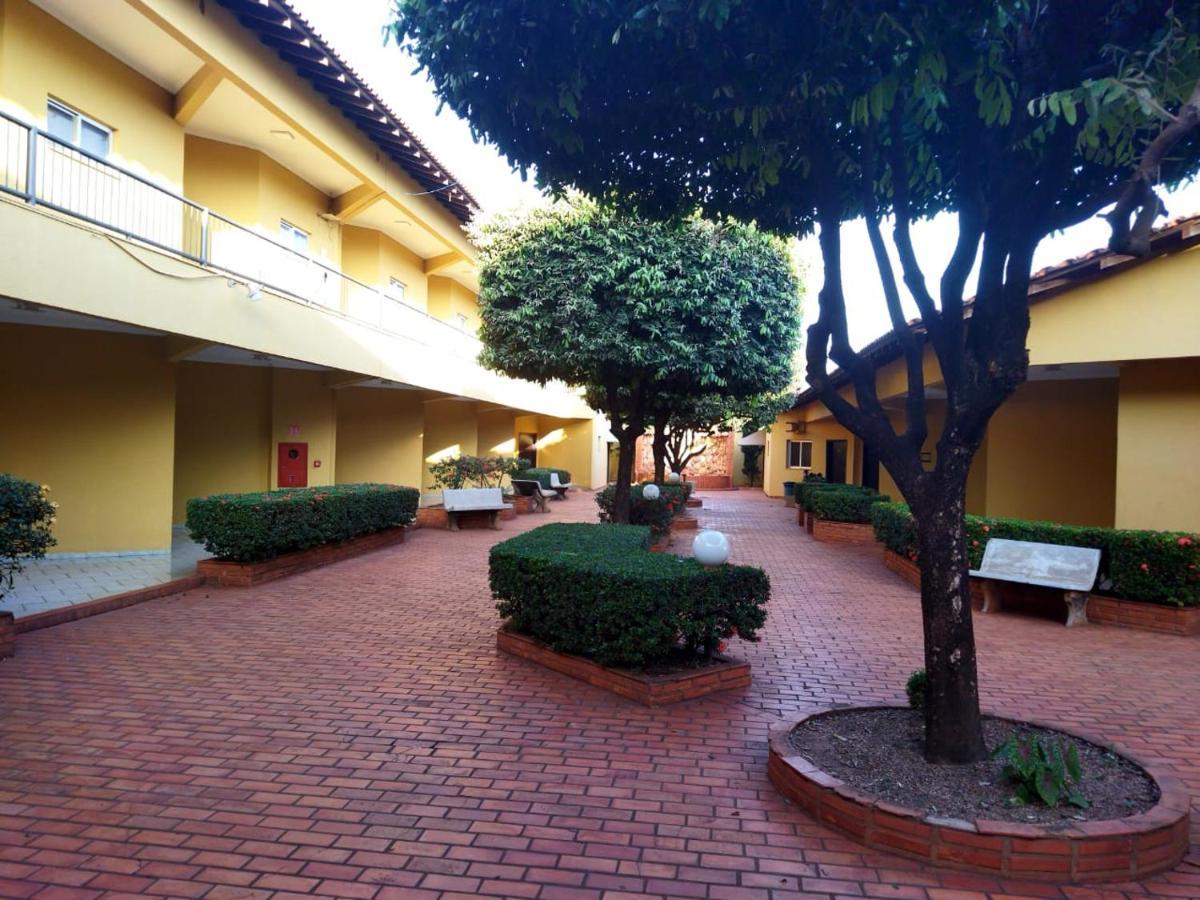 Hotel Marathi Park Rondonópolis Buitenkant foto